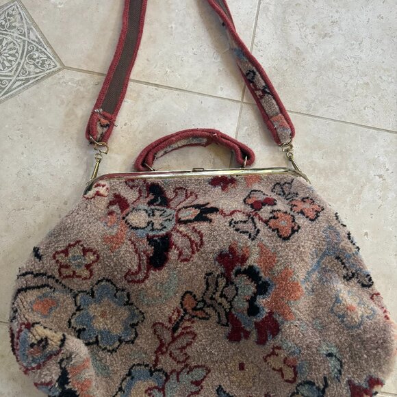 Authentic English Carpet Bag - Picture 2 of 8